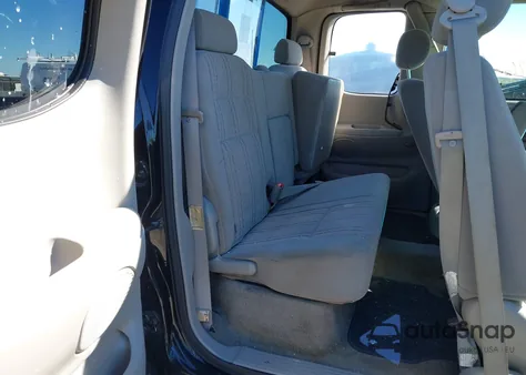 2004 Toyota Tundra Sr5 V8 из США, поврежденный, VIN 5TBBT44174S446703